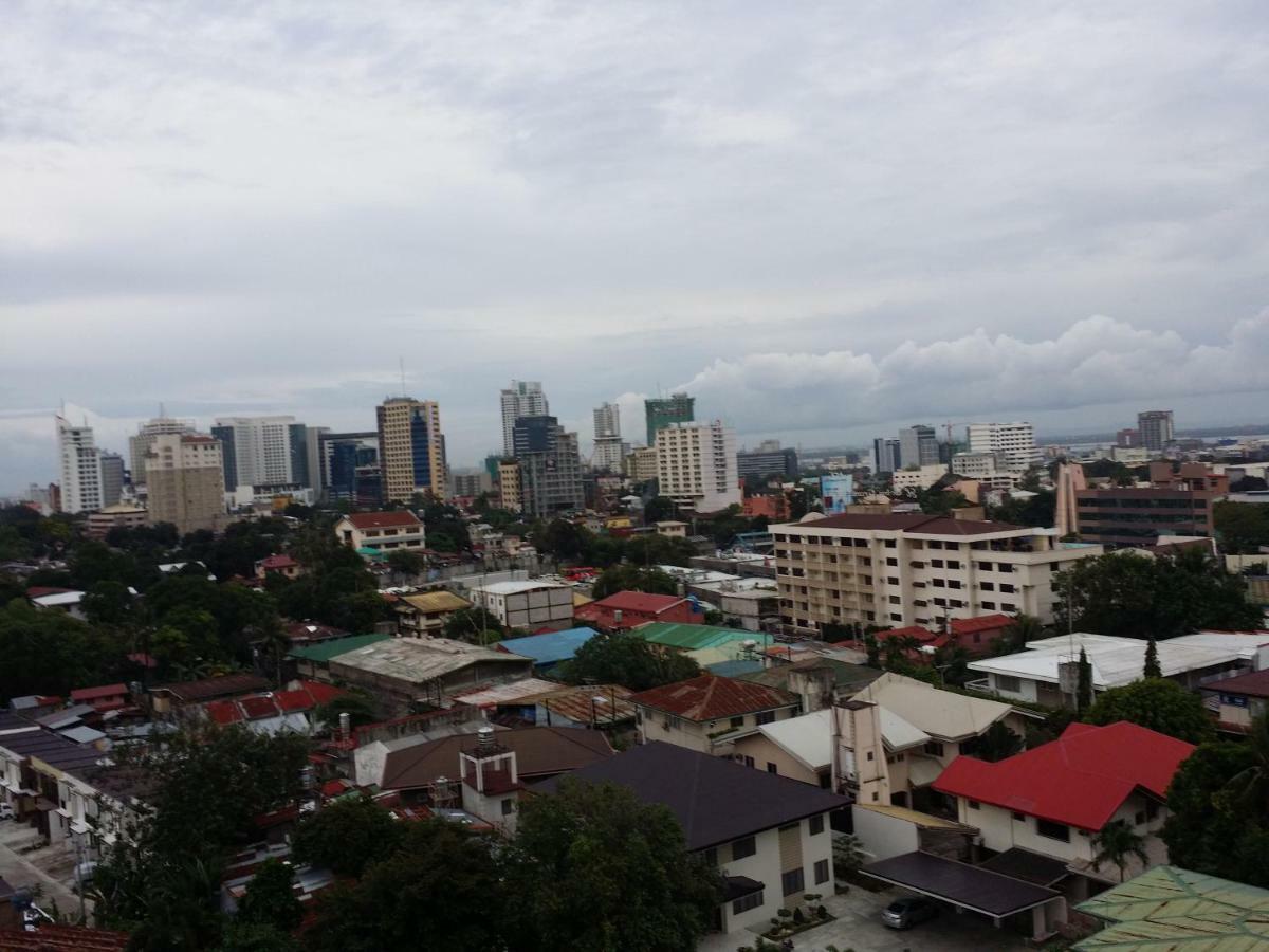 Obaid Condotels Cebu ภายนอก รูปภาพ